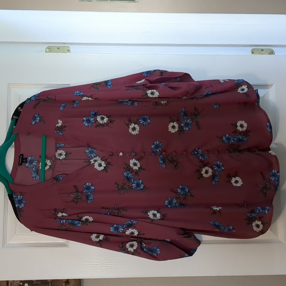 Torrid sz 5 floral blouse GUC